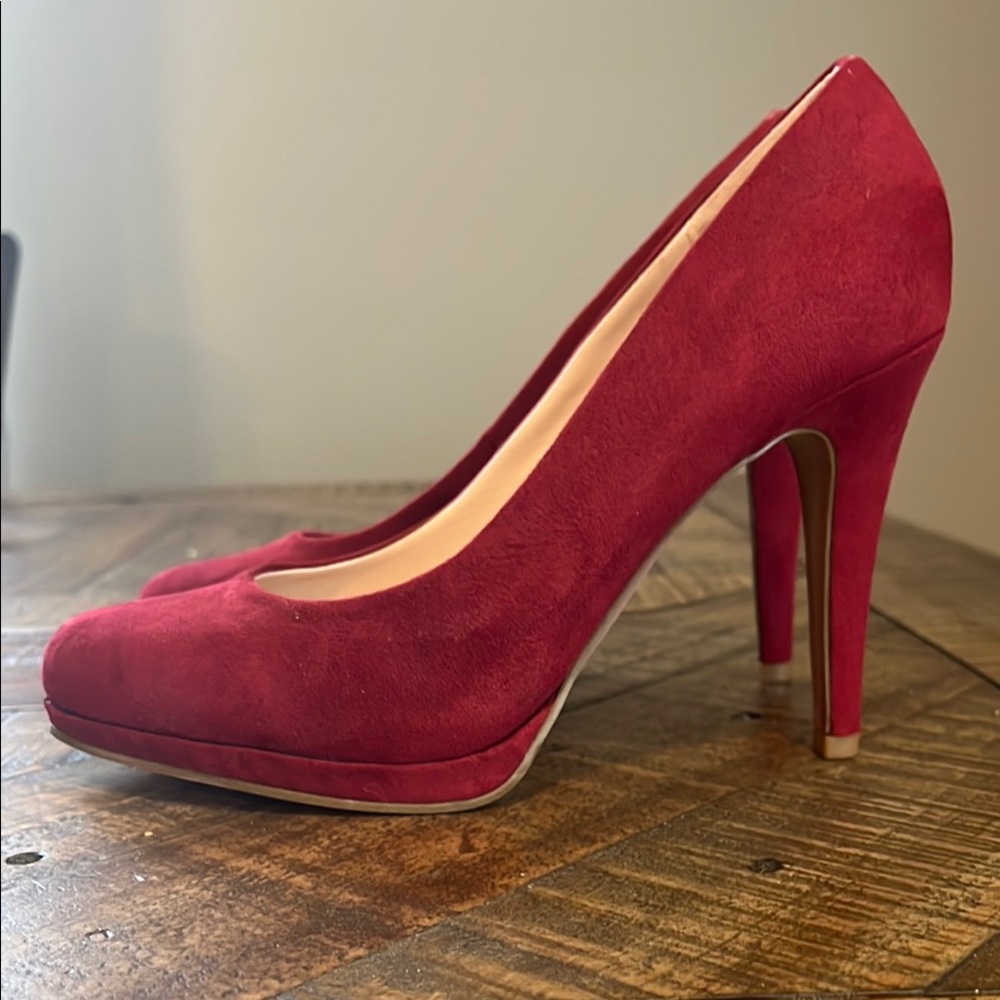 Kelly & Katie Red Suede Heels Classic Pumps